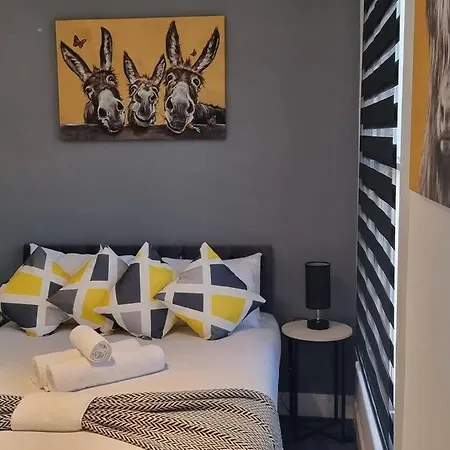 Central London Studio 1Bedroom Exterior photo